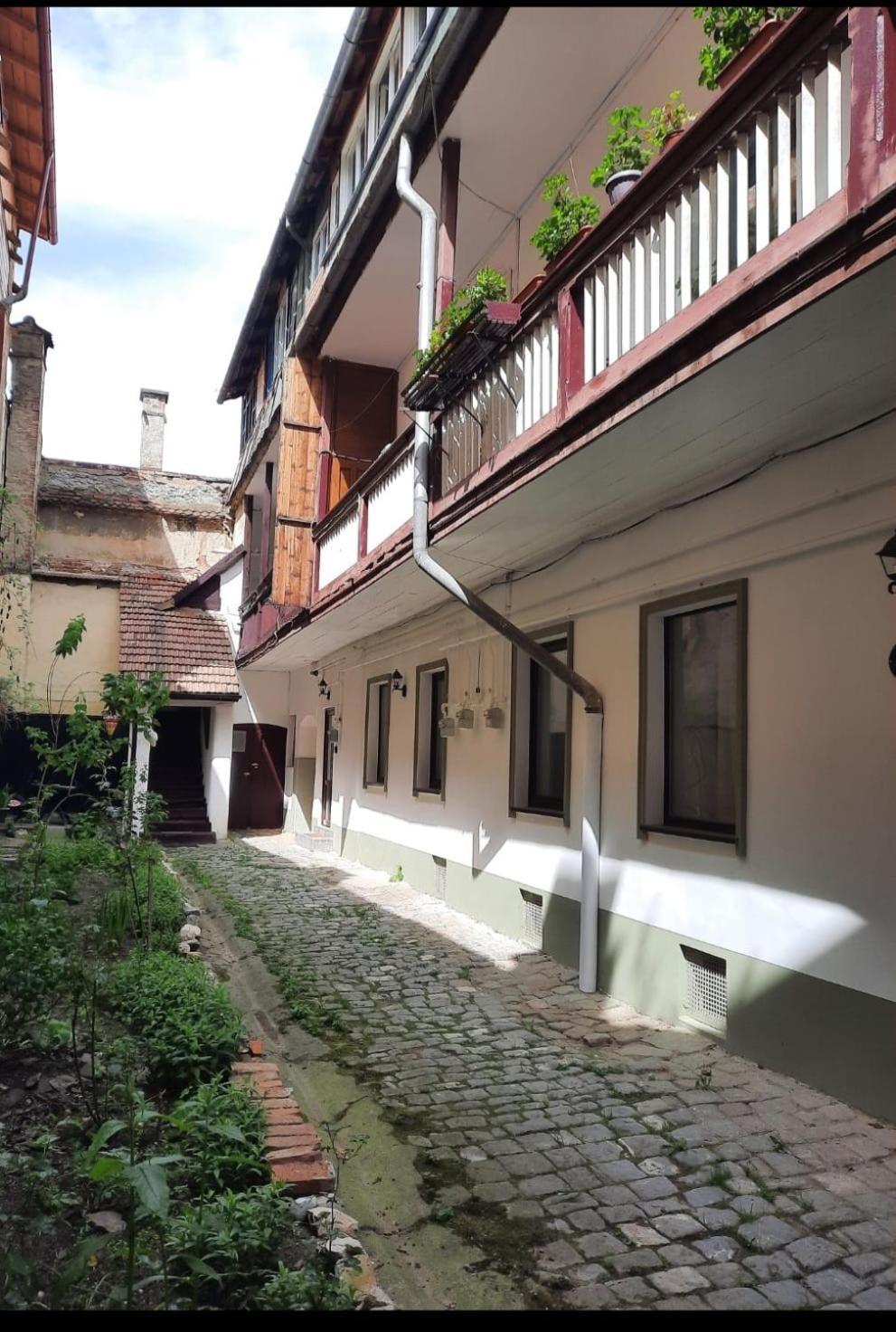 Kron Studio Kalista Brasov Exterior photo